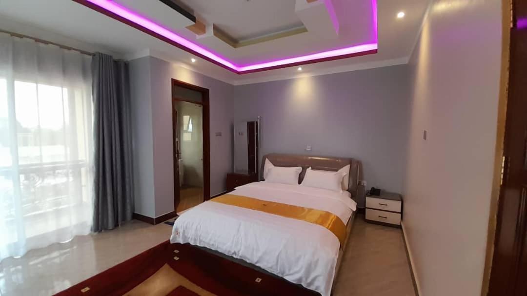 Das Berliner Hotel Kampala Eksteriør bilde